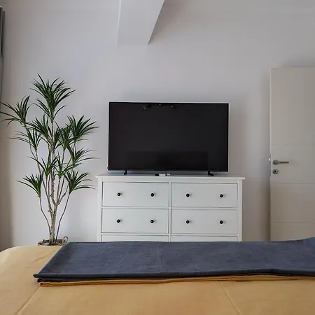 Lux Harmonia Apartman *