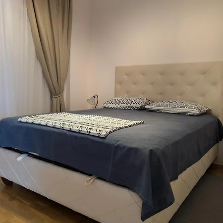 Lux Harmonia Apartman