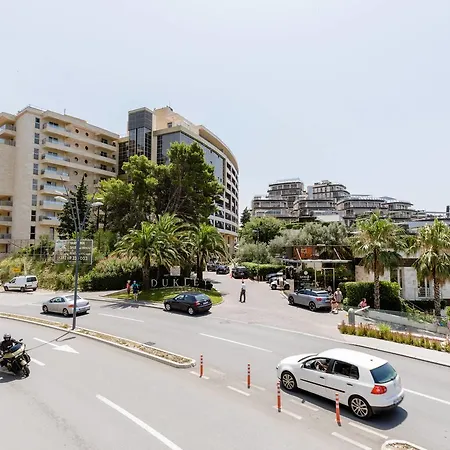 Lux Harmonia Budva