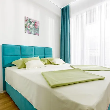 Lux Harmonia Budva